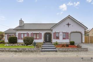 INSTAPKLARE GELIJKVLOERSE WONING MET 4 SLAAPKAMERS IN RUSTIGE WOONSTRAAT IN KAGGEVINNE (DIEST)In een fijne, geliefde woonstraat in Kaggevinne bij...