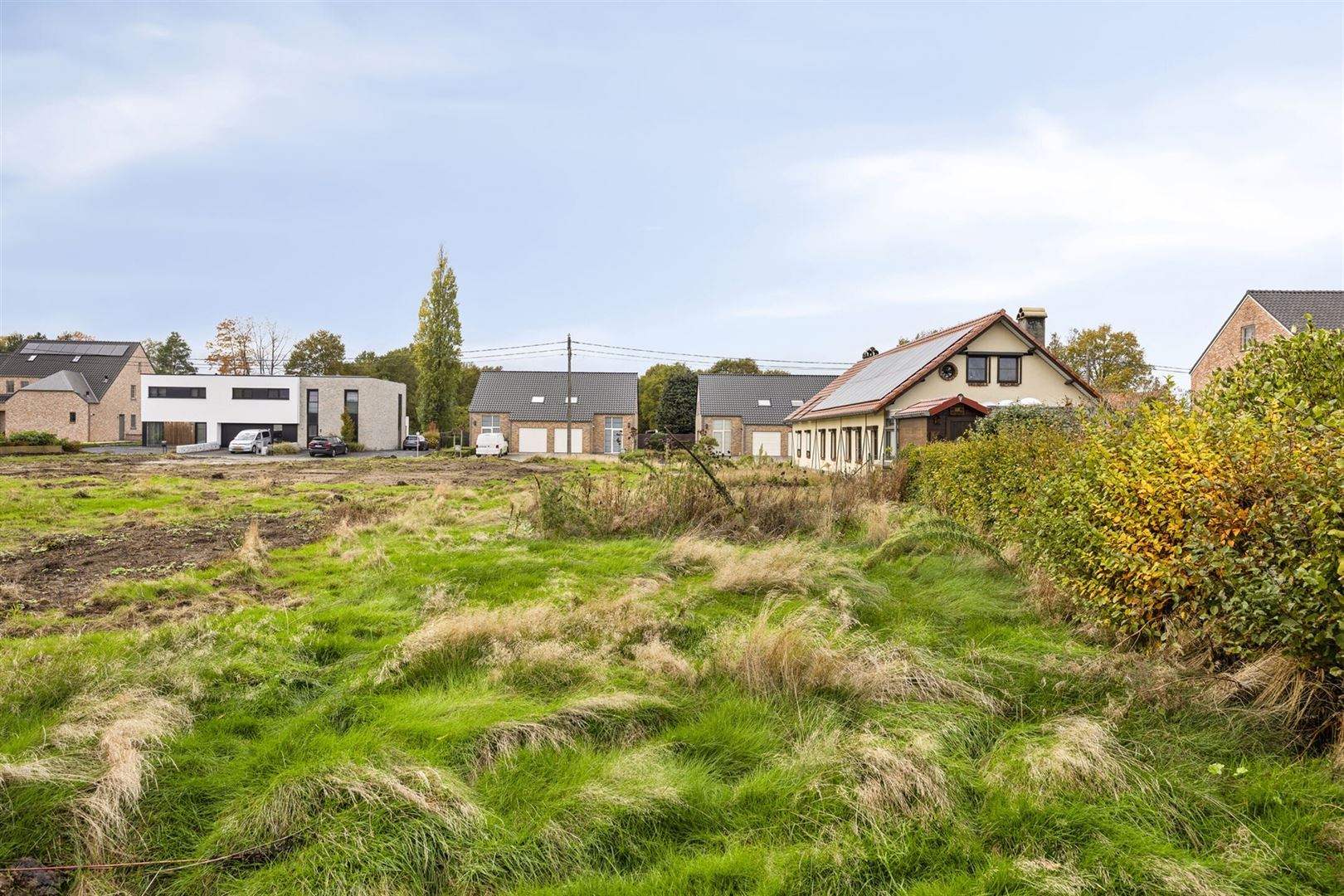 TE KOOP: Bouwgrond voor halfopen bebouwing te Paal! - foto 2