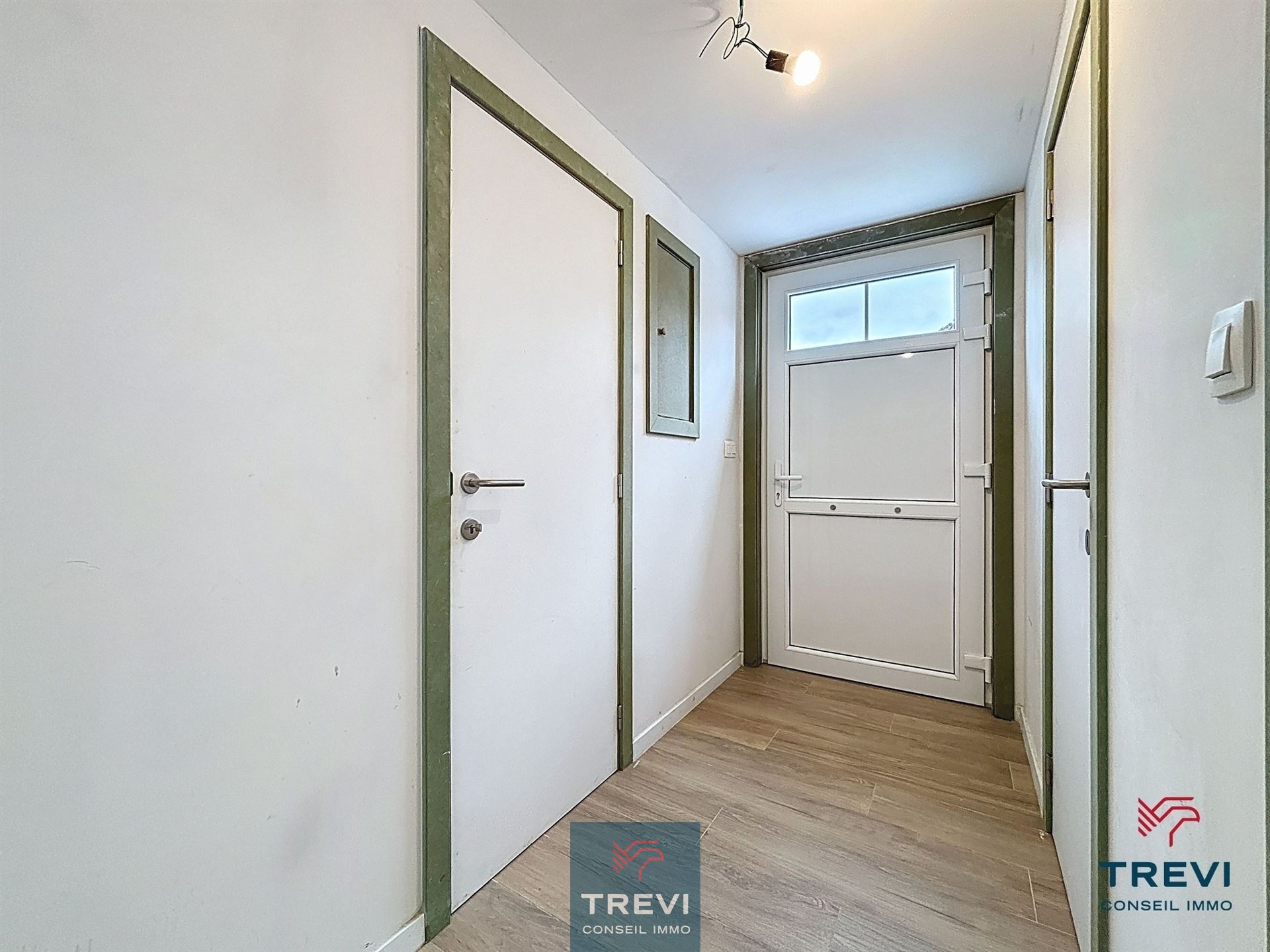 Magnifique villa offrant de beaux espaces et 4 ch - photo 4