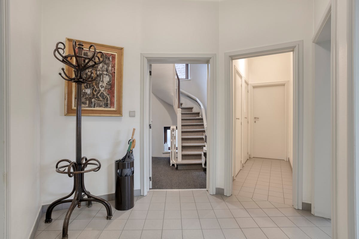 Immeuble de rapport unique avec garage à Strombeek-Bever - photo 2