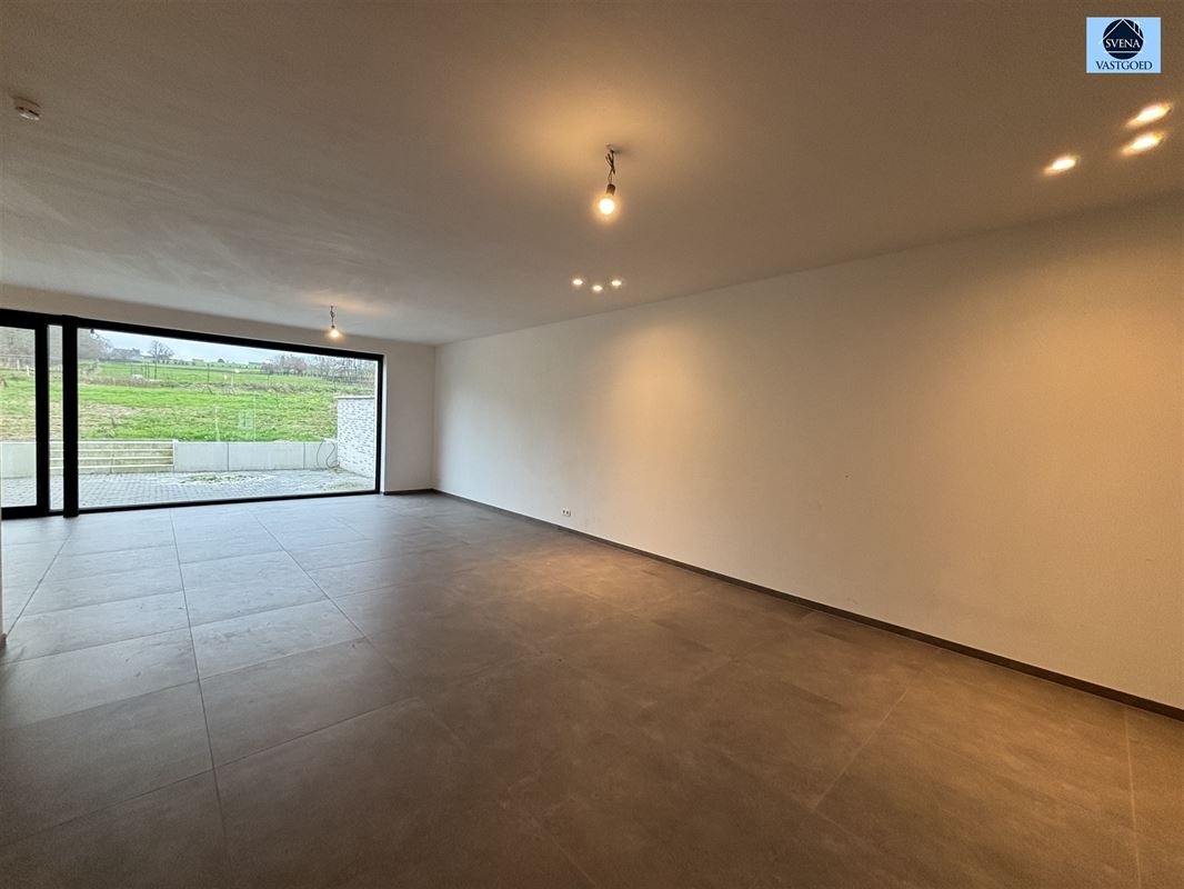 NIEUWBOUWWONING MET 4 SLAAPKAMERS EN GARAGE. - foto 2
