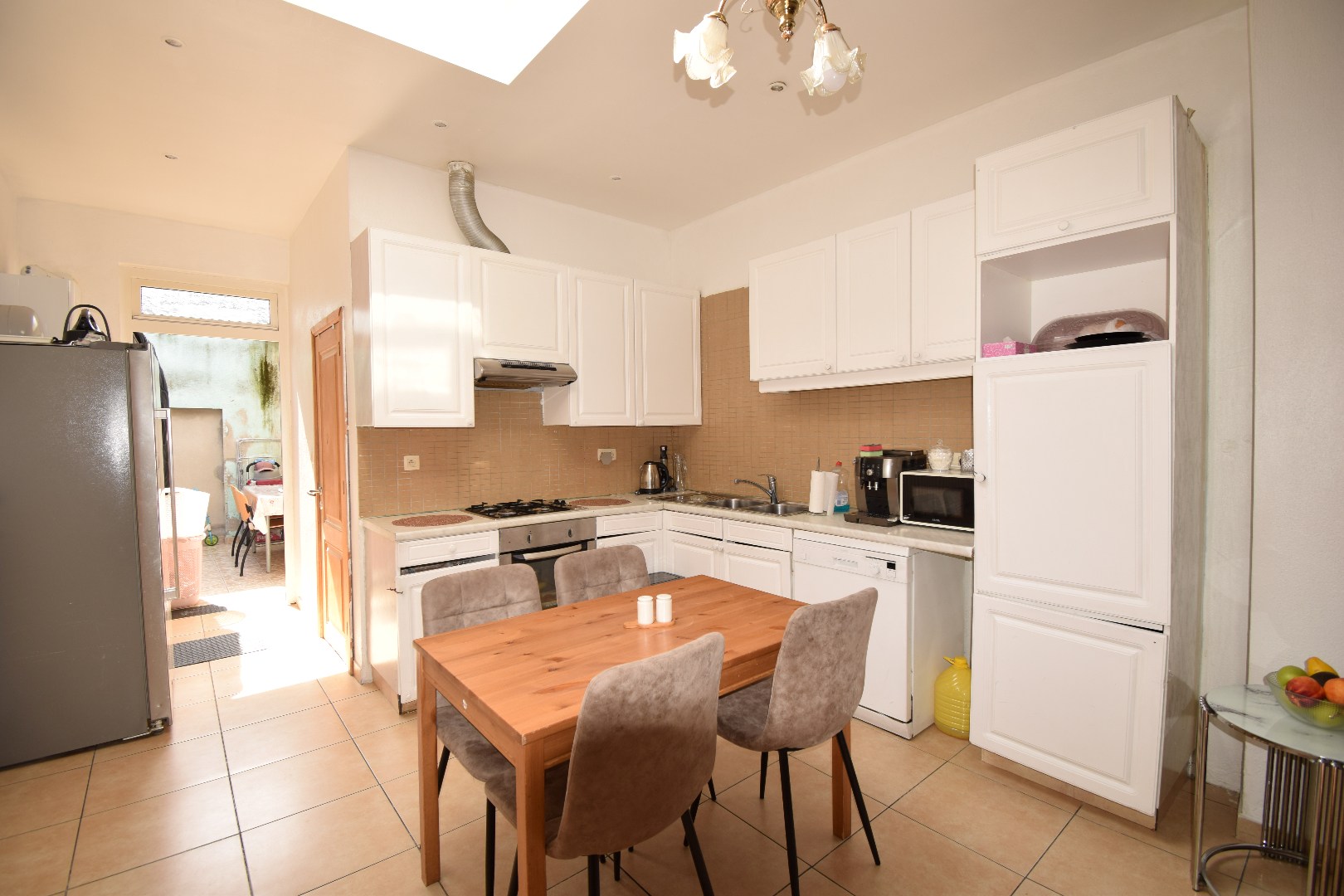 Woning met 4 slaapkamers in gezellige woonomgeving - foto 4