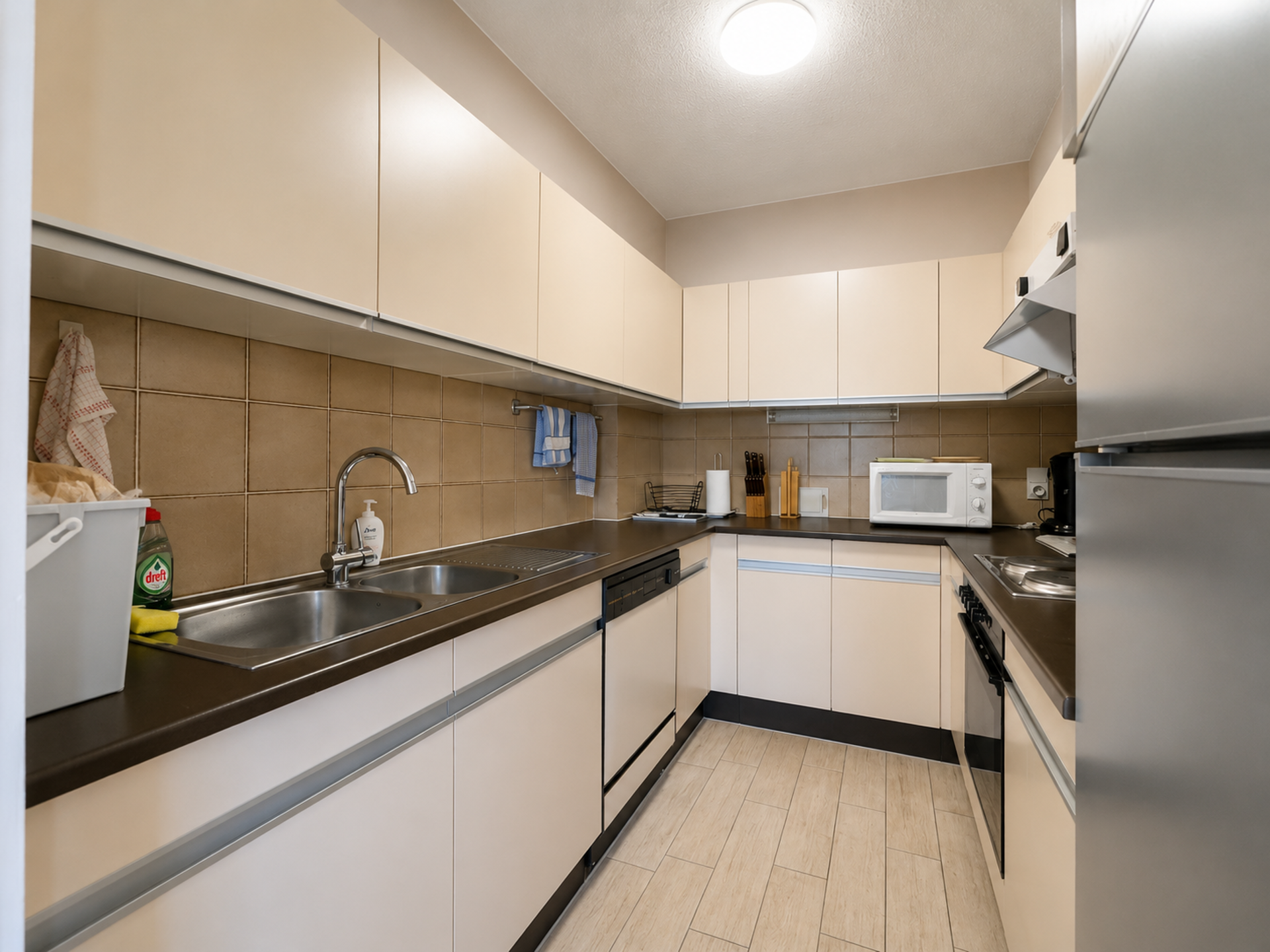 "Instapklaar appartement + garagebox vlak bij zee" - foto 4