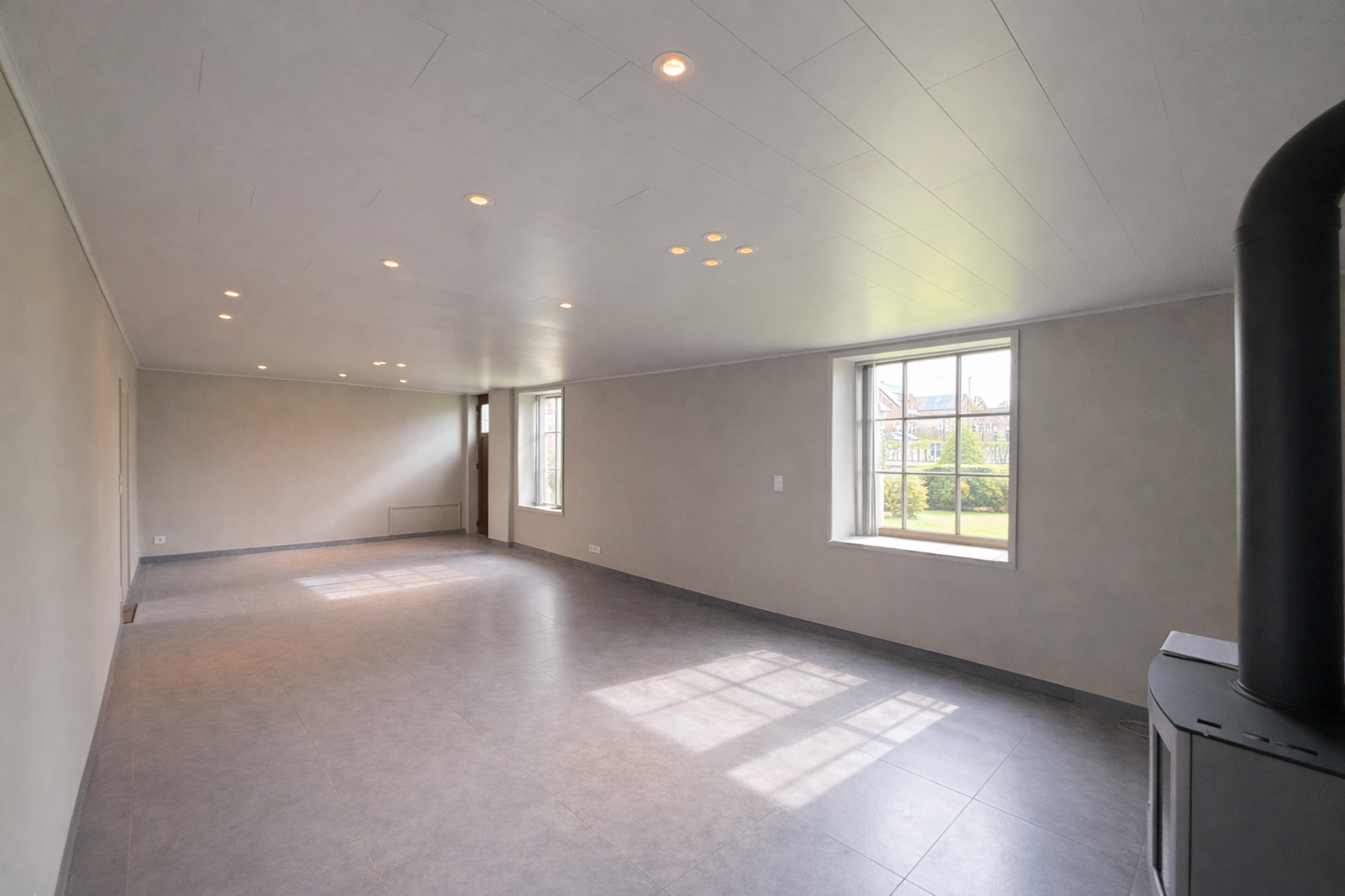 Gezellige woning met 2 slaapkamers en tuin - foto 2