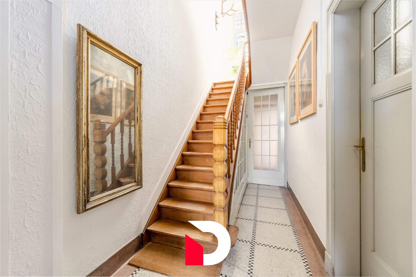 Karaktervol burgerhuis met 5 slk en riante tuin langs de Damse Vaart dichtbij centrum Brugge - foto 4