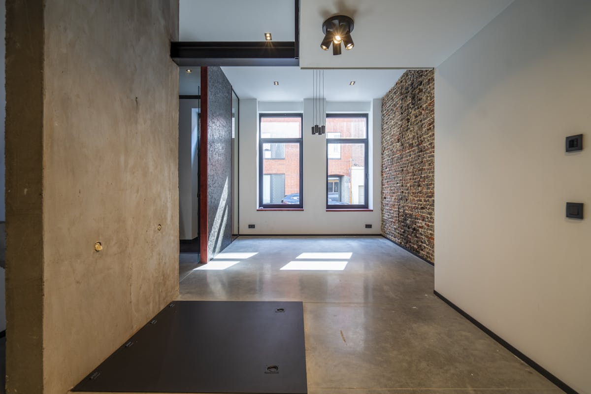 Woning met handelsruimte te huur in het centrum Kortrijk - foto 3