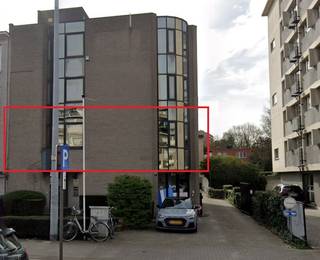 RUIM TE RENOVEREN KANTOOR OP TOPLOCATIE – BISCHOPPENHOFLAAN, DEURNEStrategisch gelegen aan de Bisschoppenhoflaan te Deurne, met uitstekende...