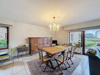 In dit appartement in Gentbrugge draait alles om bewegingsvrijheid en comfort. Dankzij de ruime appartementen geniet je hier van grote slaapkamers...