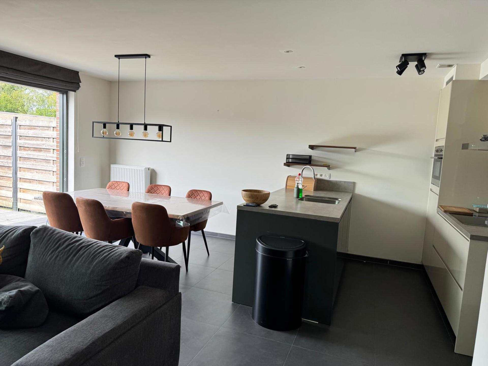 Gezellig gelijkvloers appartement met tuin en garagebox - foto 5