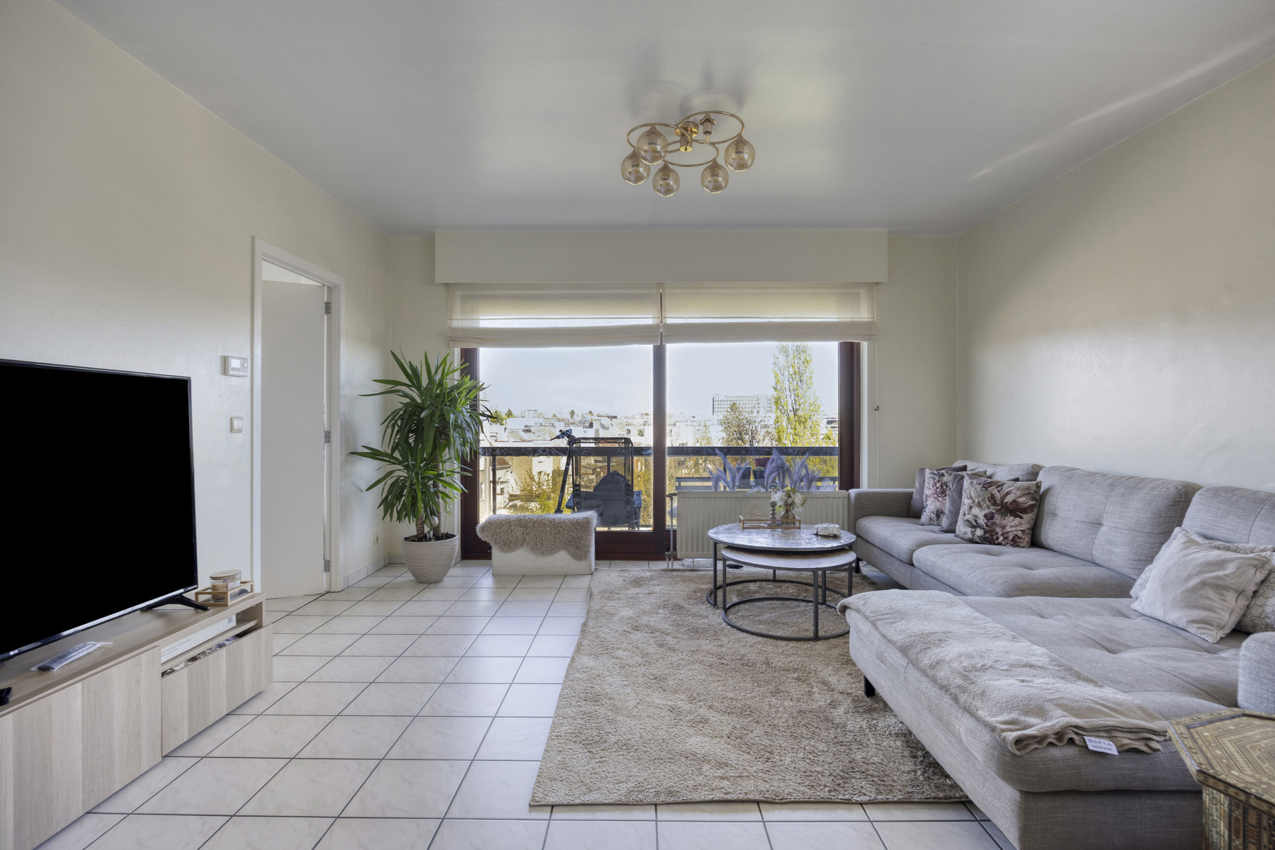 Ruim appartement met 3 slaapkamers in Sint-Agatha-Berchem - foto 2