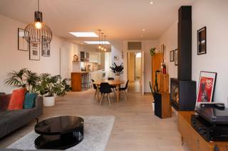 In de www.elzaslaan31.be (url kopiëren en plakken indien doorklikken niet lukt) in Kortrijk stellen we jou graag deze toffe woning voor.  Een interessante ligging, veel ruimte, 4 slaapkamers, een goed EPC, een grote tuin, een gezellige leefruimte, ... Allemaal kenmerken die het aangenaam wonen maken in de Filips van de Elzaslaan 31 in Kortrijk! <br /><br />HOMERUN: Op zondag 7 december ben je van harte welkom op de Homerun van deze woning. Via www.elzaslaan31.be kan je een afspraak inplannen. Eveneens via de website verneem je veel meer, zoals een uitgebreide omschrijving, foto's, 360° rondgang, documenten, … <br /><br />KICK-OFF PRIJS: De vermelde prijs is een Kick-Off prijs waarop een eenmalig bod kan uitgebracht worden (zowel boven als onder de Kick-Off prijs). Dankzij het kwaliteitslabel van Henry Houser ben je zeker dat de biedingen correct verlopen zonder dat er een opbodspel gehouden wordt! Over de transparante procedure is alles te lezen op de website van de woning. <br /><br />EXTRA BEZOEK: Mocht je op 7 december niet vrij zijn, geef dan gerust een belletje om een afspraak in te plannen op een ander moment. En wees gerust ... iedereen, van de eerste tot de laatste bezoeker, heeft evenveel kans om een eenmalig bod uit te brengen! <br /><br />Groeten, Hendrik van Henry Houser.