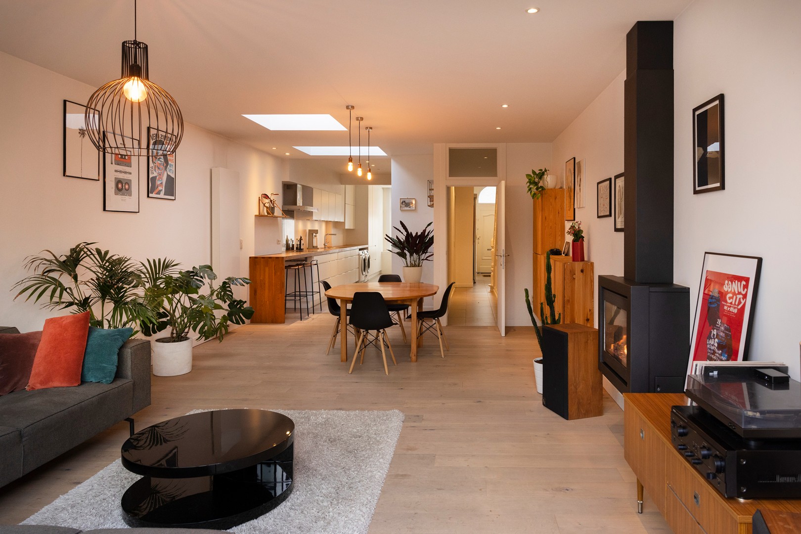 House for sale in Kortrijk with 4 bedrooms - photo 1