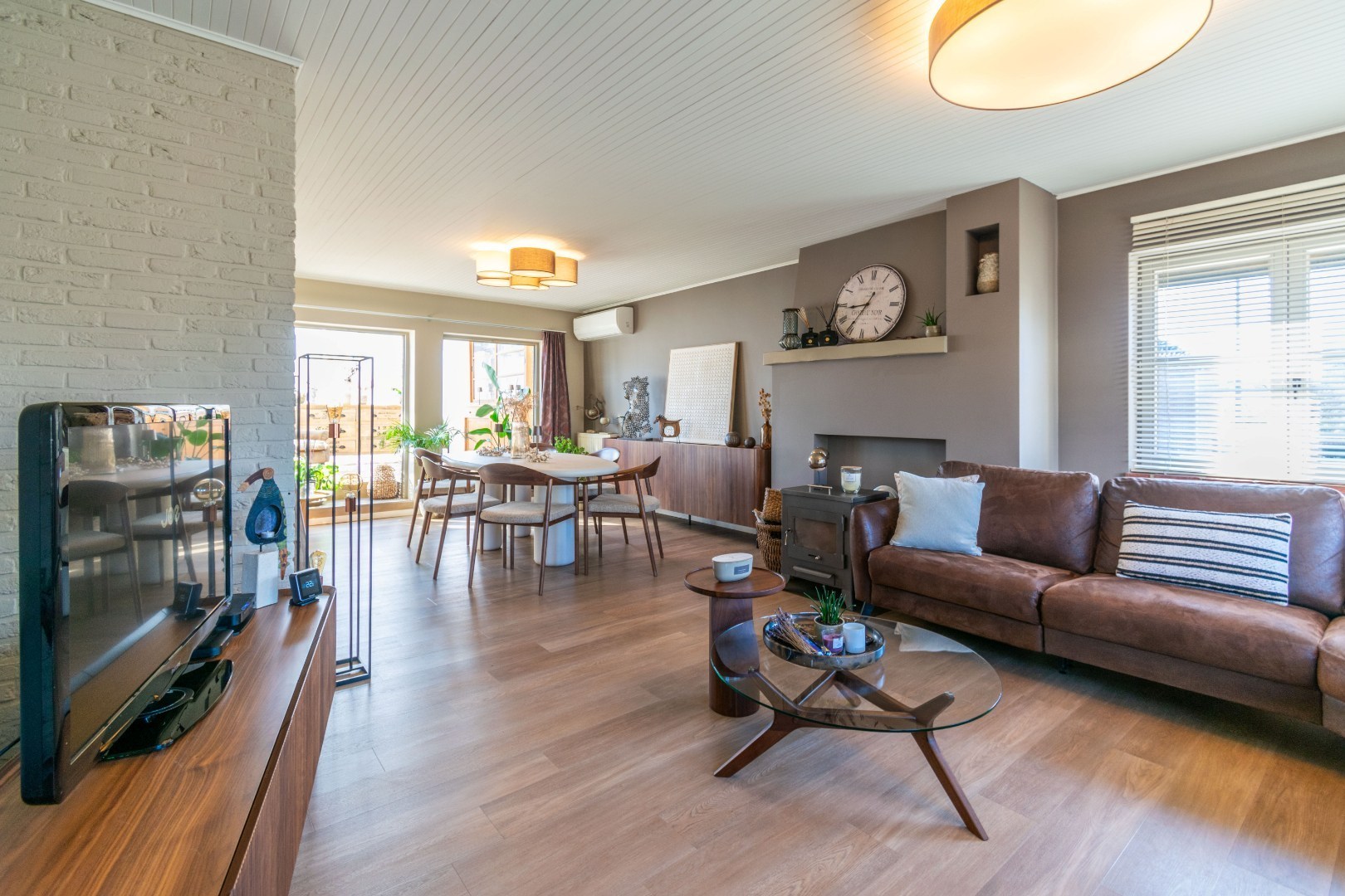 INSTAPKLARE WONING MET 3SLP, TUIN &amp; GARAGE! - foto 3