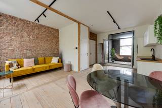 PLAN UW BEZOEK VIA VOLGENDE LINK: https://listed.mijnhuurprofiel.be/whise/7316732Droomt u ervan om te wonen op het meest bruisende stukje van...