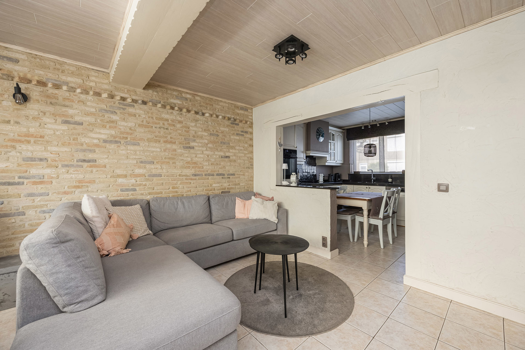 Instapklare woning met 3 slpk, tuin en garage - foto 5