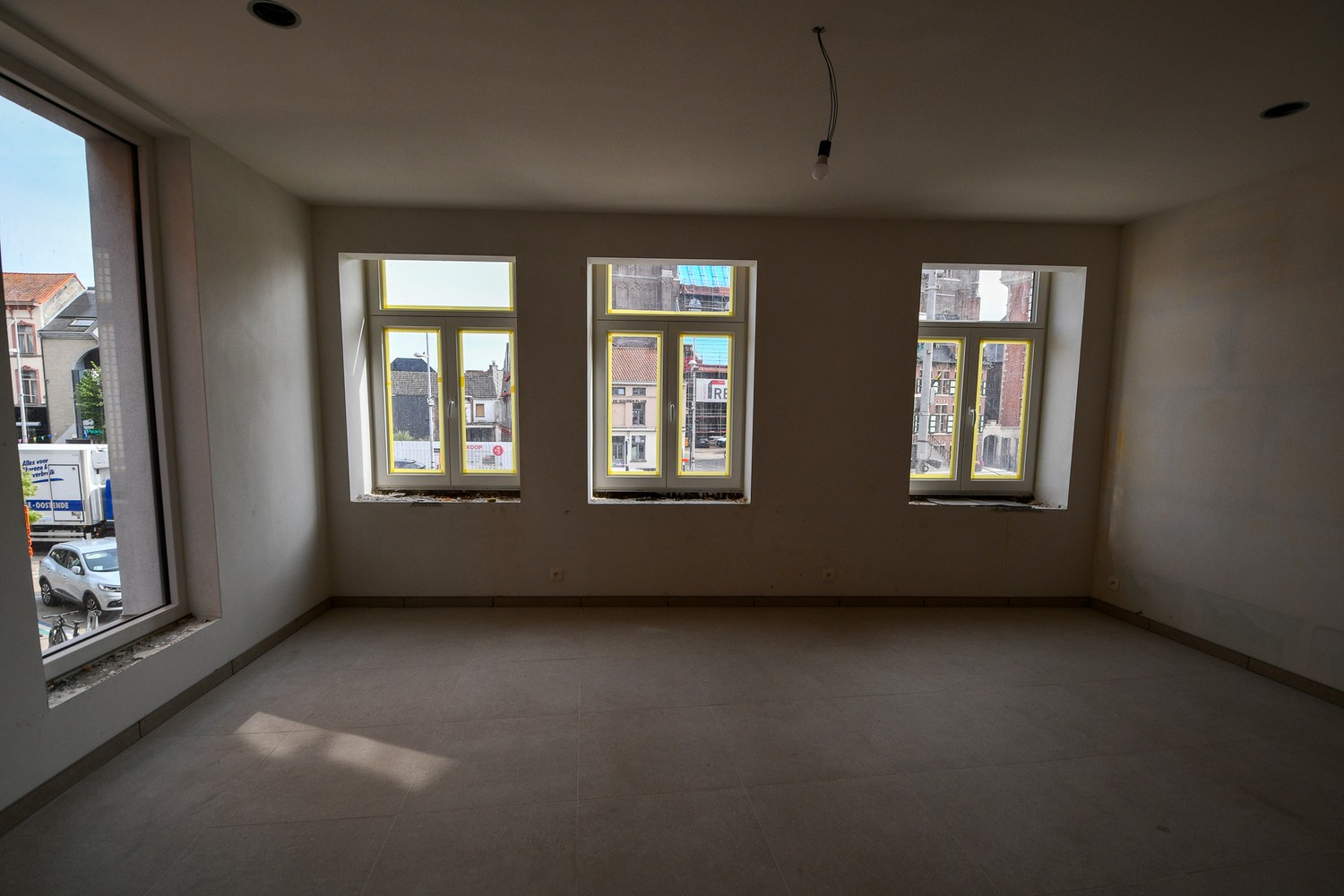 Lichtrijk appartement op 1ste verdiep met 2 slaapkamers - foto 4