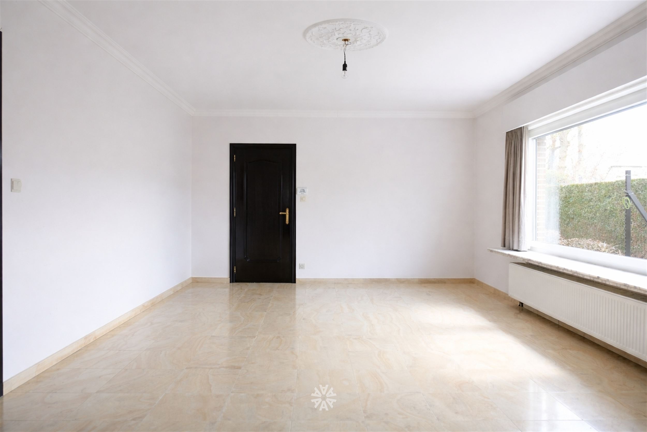 Ruime en charmante halfopen bebouwing te huur in De Pinte - foto 5