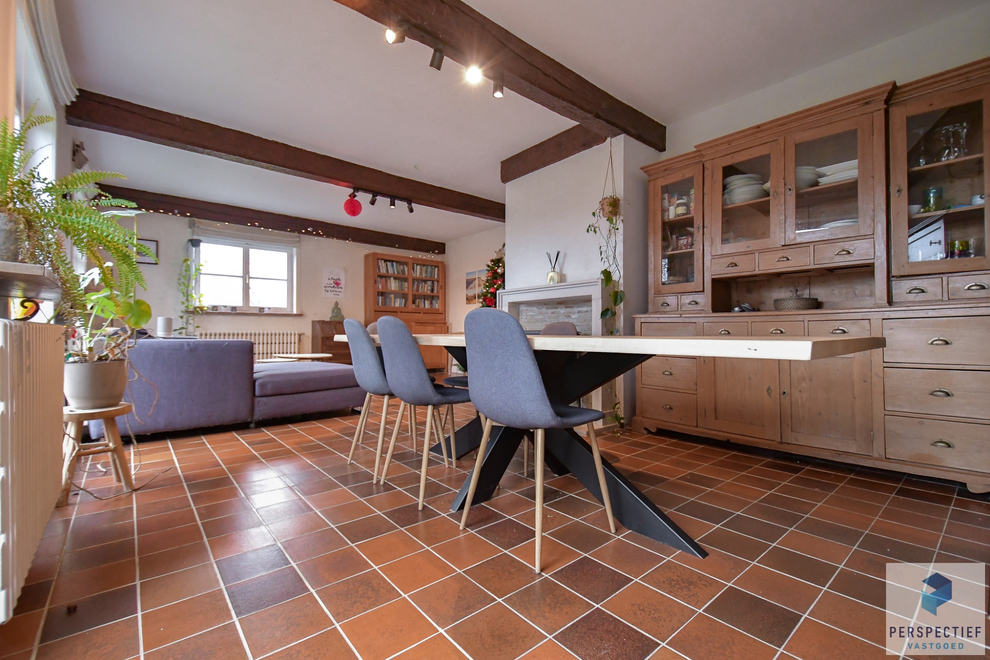 TIJDLOZE GEZELLIGE WONING met 5 SLPKS en GROTE TUIN - foto 5