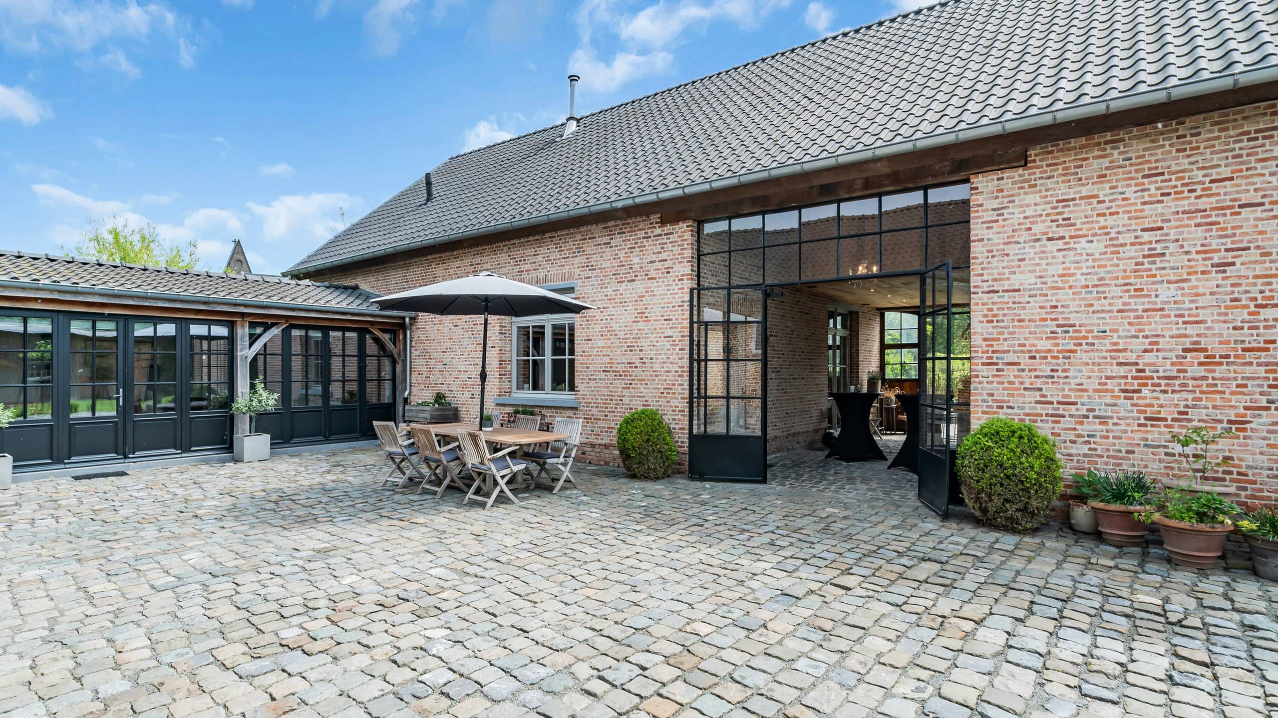 Huis te koop in Herk-De-Stad met 3 slaapkamers - foto 2