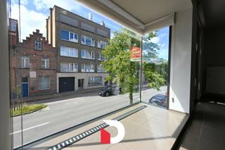 Maak kennis met dit schitterende en uiterst verzorgde appartement gelegen op een vlot bereikbare locatie te Sint-Andries.Deze ligging is uiterst...