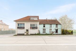 PROJECTGROND MET MOGELIJKHEID TOT 2 HALFOPEN WONINGEN OF 1 OPEN BEBOUWING – HERFELINGENBent u op zoek naar een project met potentieel en...