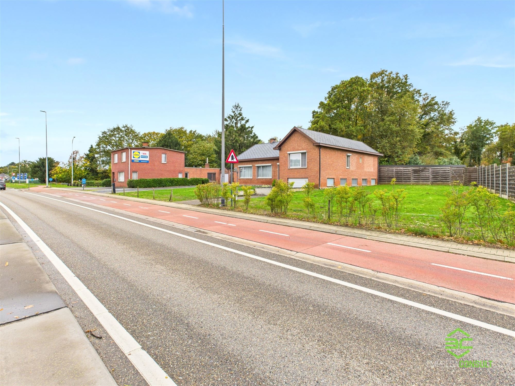 Zeer goed gelegen gezinswoning met 3 slpk! - foto 3