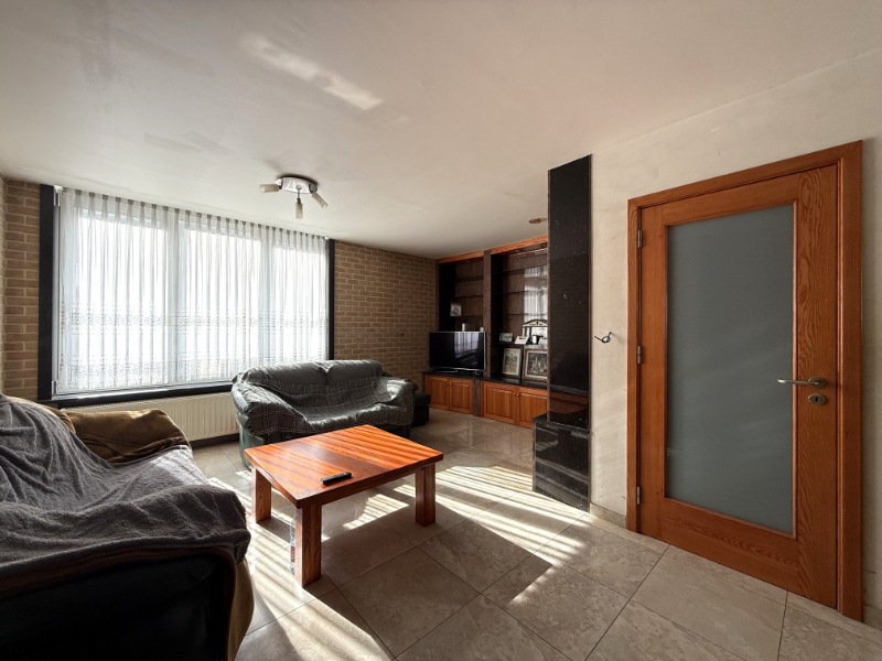 Zeer ruime woning + groot bijgebouw nabij de Visserij - photo 4