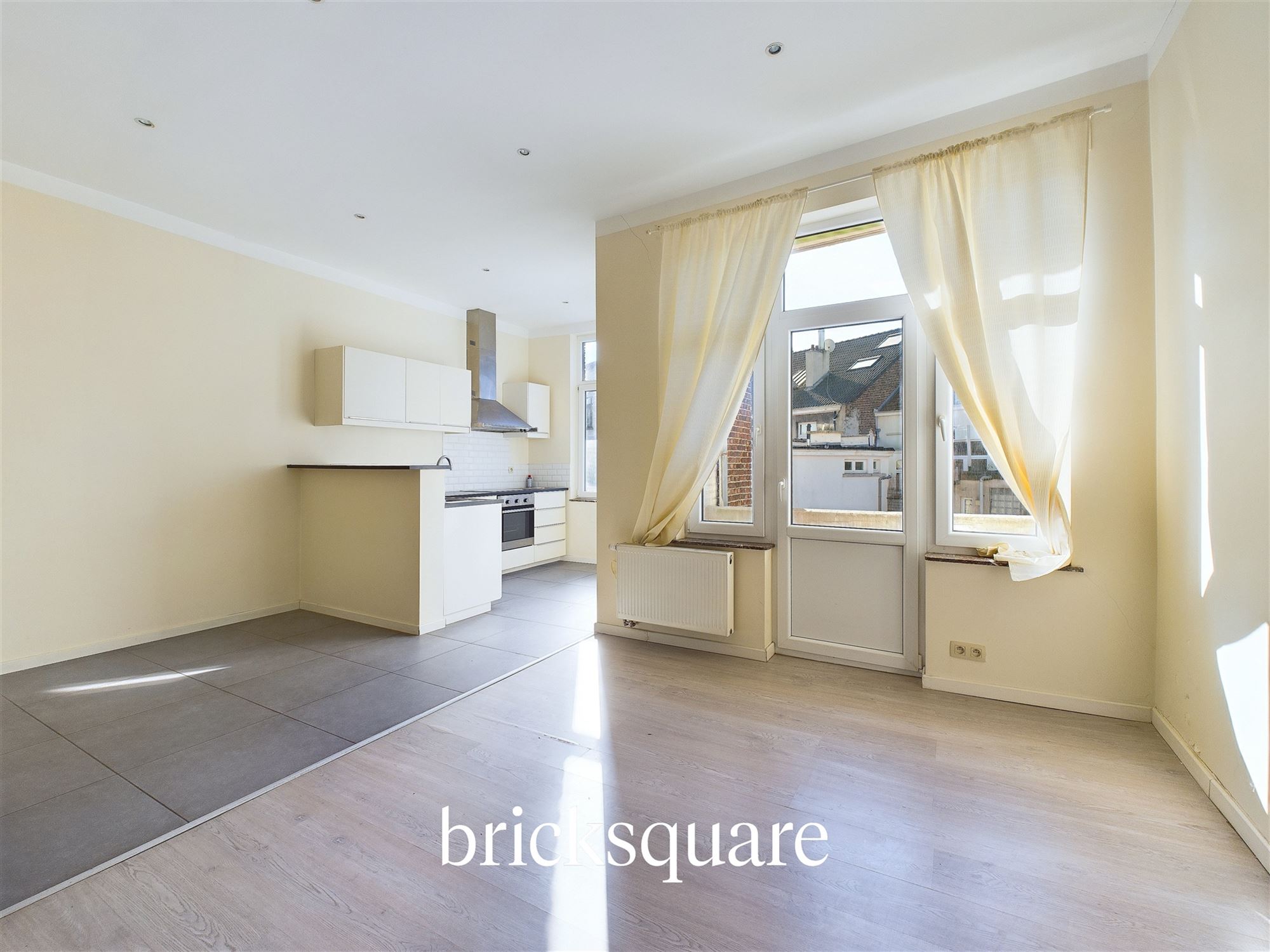 Investment property with 4 recognized units - photo 2