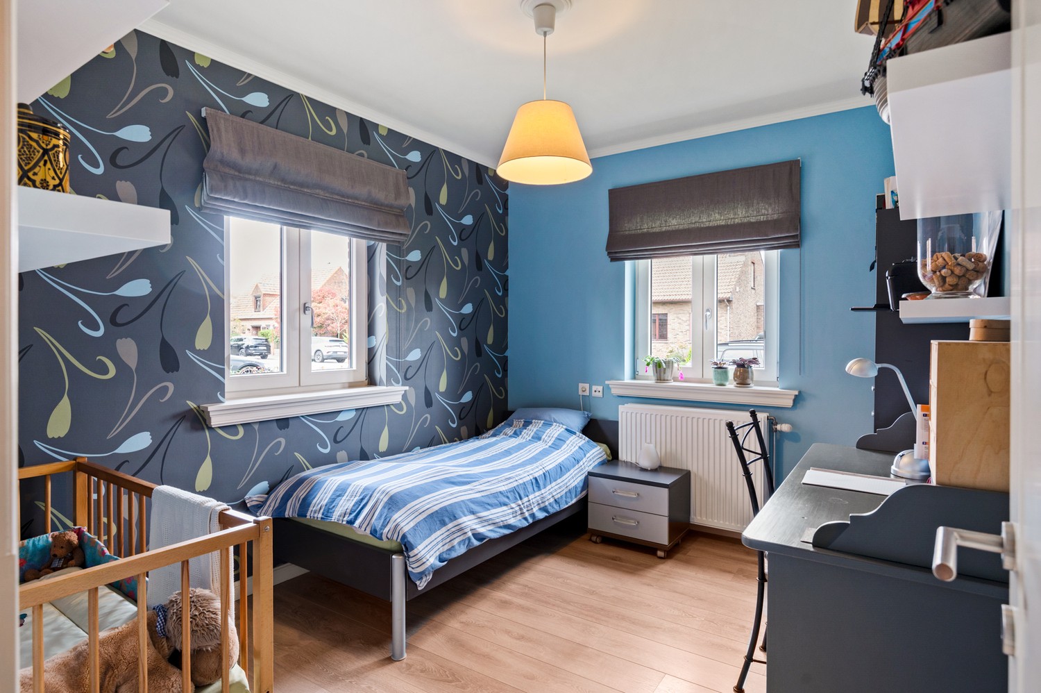 Instapklare laagbouwwoning met zonnige tuin in rustige straat te Hoevenen - foto 4