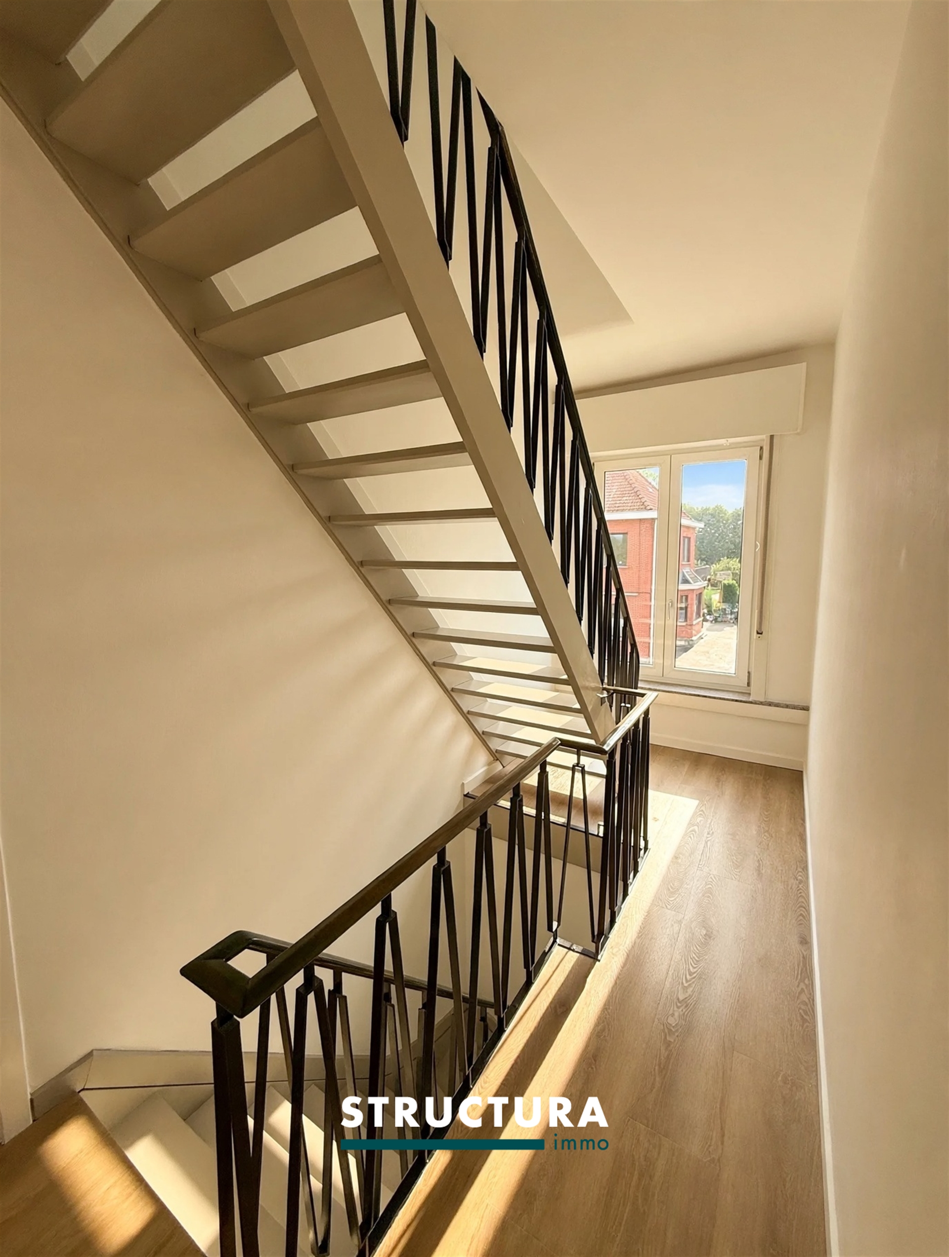 Appartement Tripex evec emplacement de voiture - photo 5