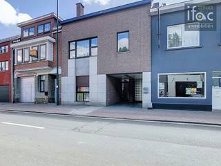 Pleasant terraced house situated in the centre of Hoeilaart, walking distance to all the shops, public transport, Jan van Ruusbroecpark, .....