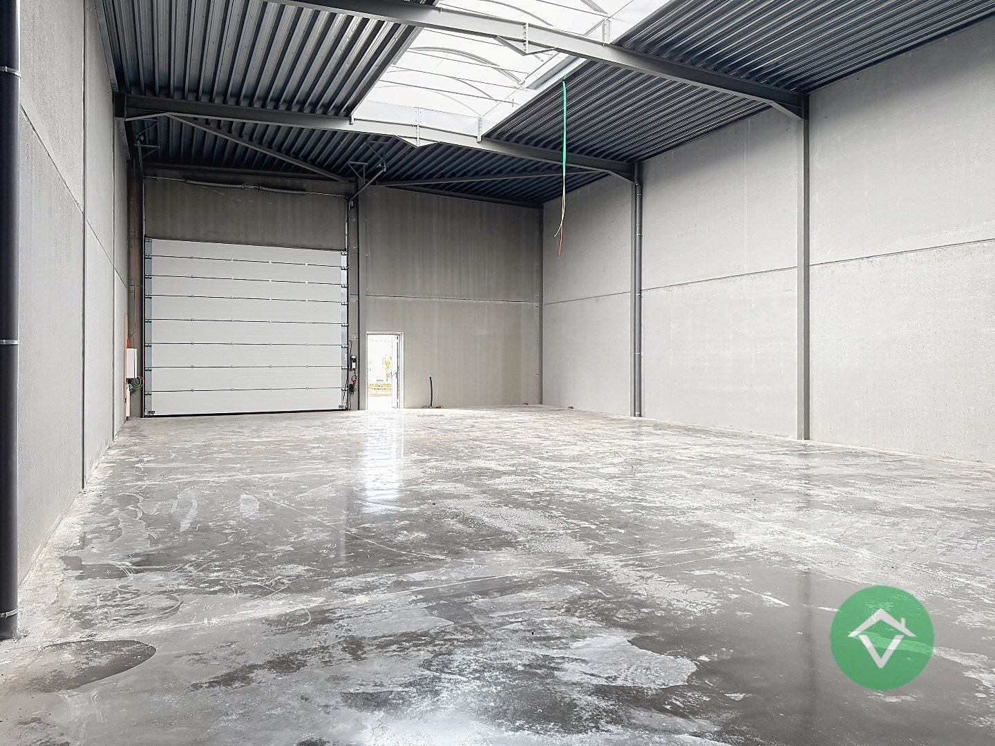 Nieuwbouw loods KMO-UNIT te koop – 256 m² met 1 parkeerplaats inbegrepen op de industriezone te Aartrijke - foto 5