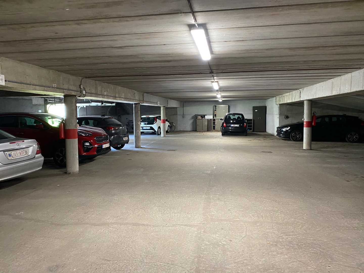 Overdekte autostaanplaats - foto 3