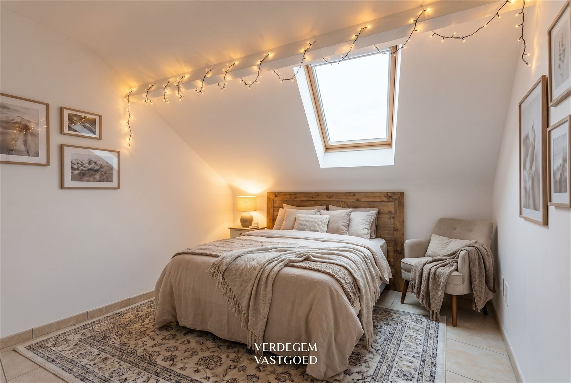Dakappartement met 2 slaapkamers, garage en autostaanplaats - foto 5