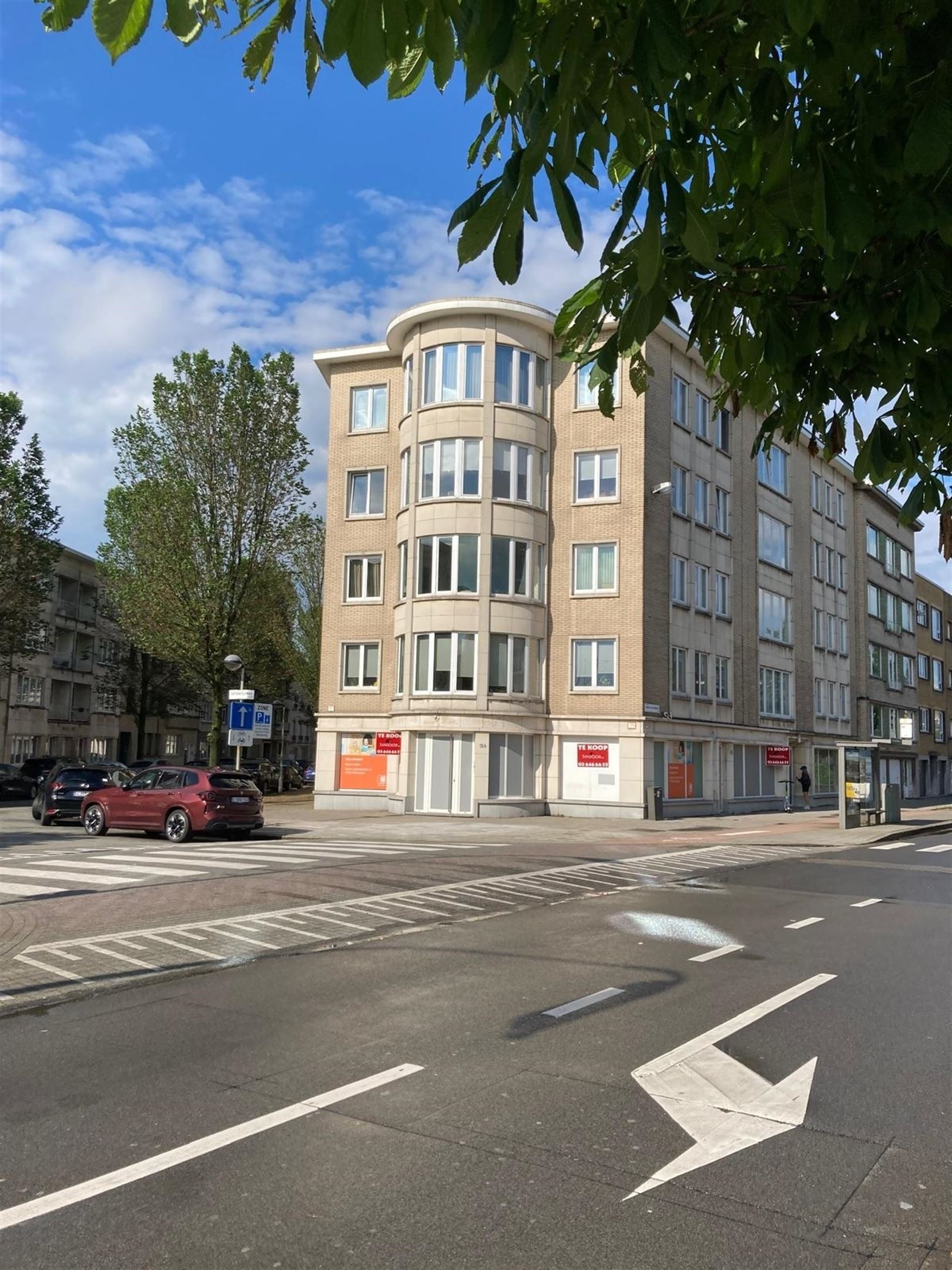 Veelzijdig kantoor op een commerciële hoek in Antwerpen-Zuid - foto 3