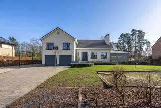 TE KOOP MET PRE-VIEWOp zoek naar een ruime woning gelegen in een rustige wijk? Neem dan zeker contact op via nathan@reds.be.In een groene en kalme...