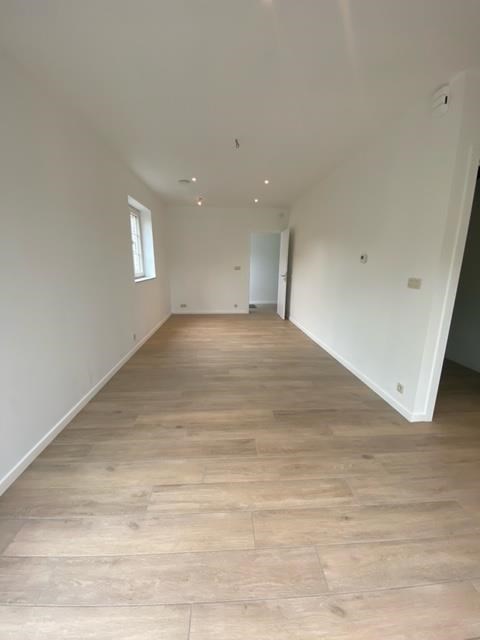 Mooi afgewerkt gelijkvloers appartement met 2 slpk. in Mol-Sluis! - foto 2