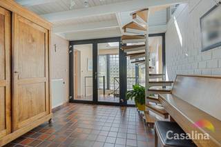 CASALINA Real Estate biedt exclusief te koop aan : Huis van 394 m² (volgens EPC) met prachtige tuin, gelegen op een perceel van 15a24ca!...