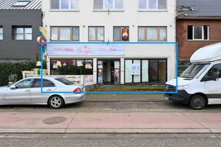 Toplocatie! Handelspand met potentieel te koop in Kermt!Bent u op zoek naar een unieke locatie voor uw commerciële dromen? Grijp dan nu uw kans met...
