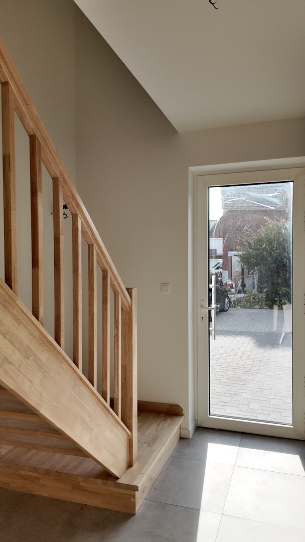 House for sale in Maasmechelen with 3 bedrooms - photo 2