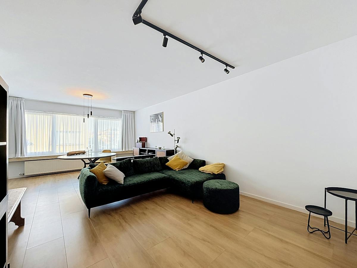 Vernieuwd appartement met 2 slaapkamers te huur in Merksem - foto 1