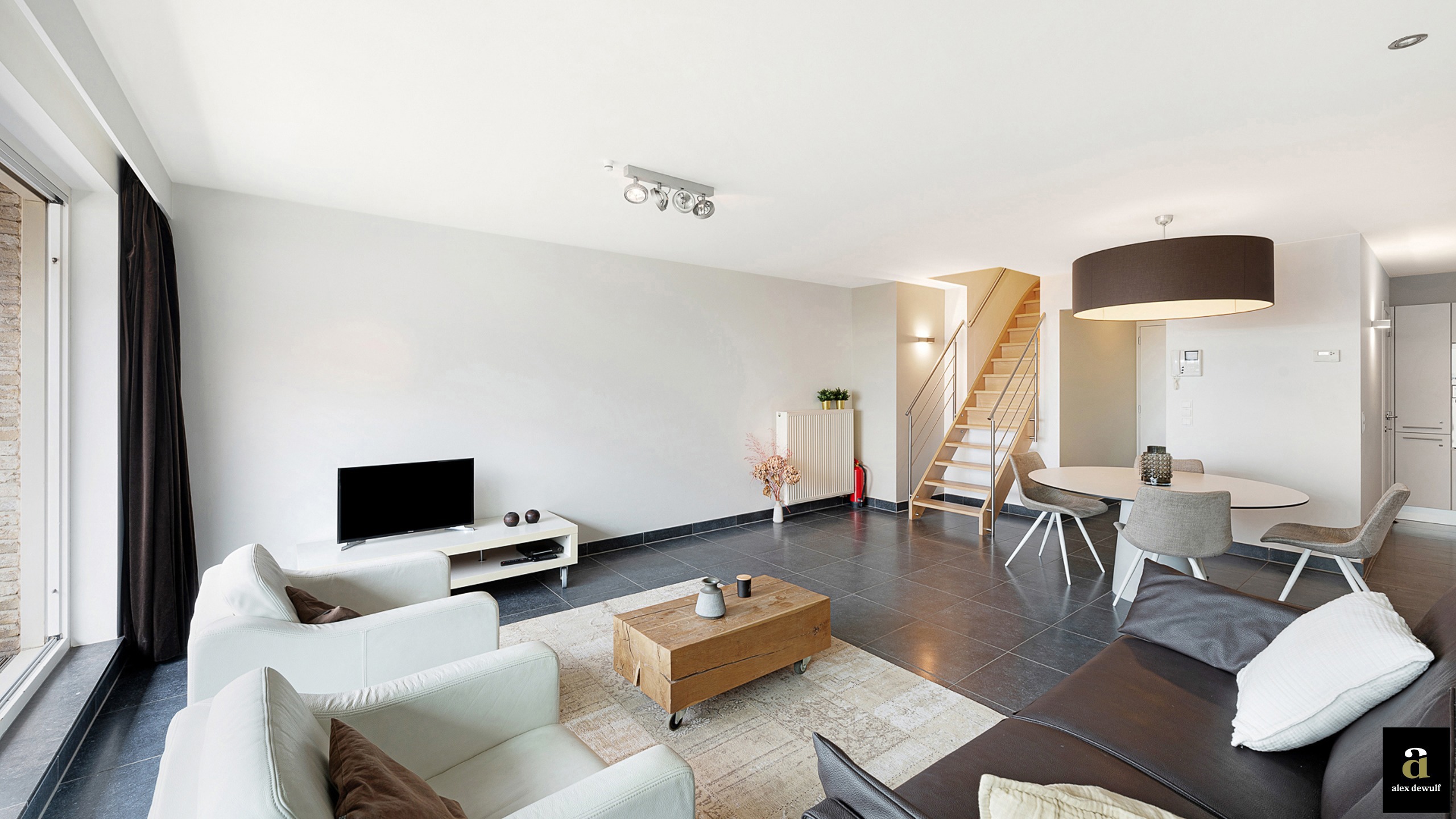 Ruim duplex-appartement en zonnig terras nabij de Zeedijk    - foto 5