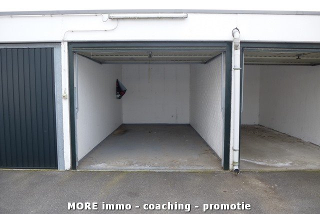 Garage box fermée à louer à Heist aan Zee - photo 3