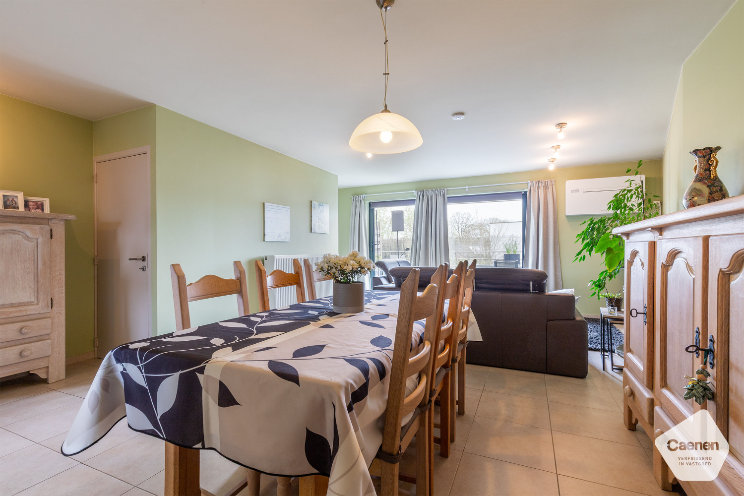 Modern duplexappartement met 3 slaapkamers , staanplaats en ruim zonnig terras! - photo 2