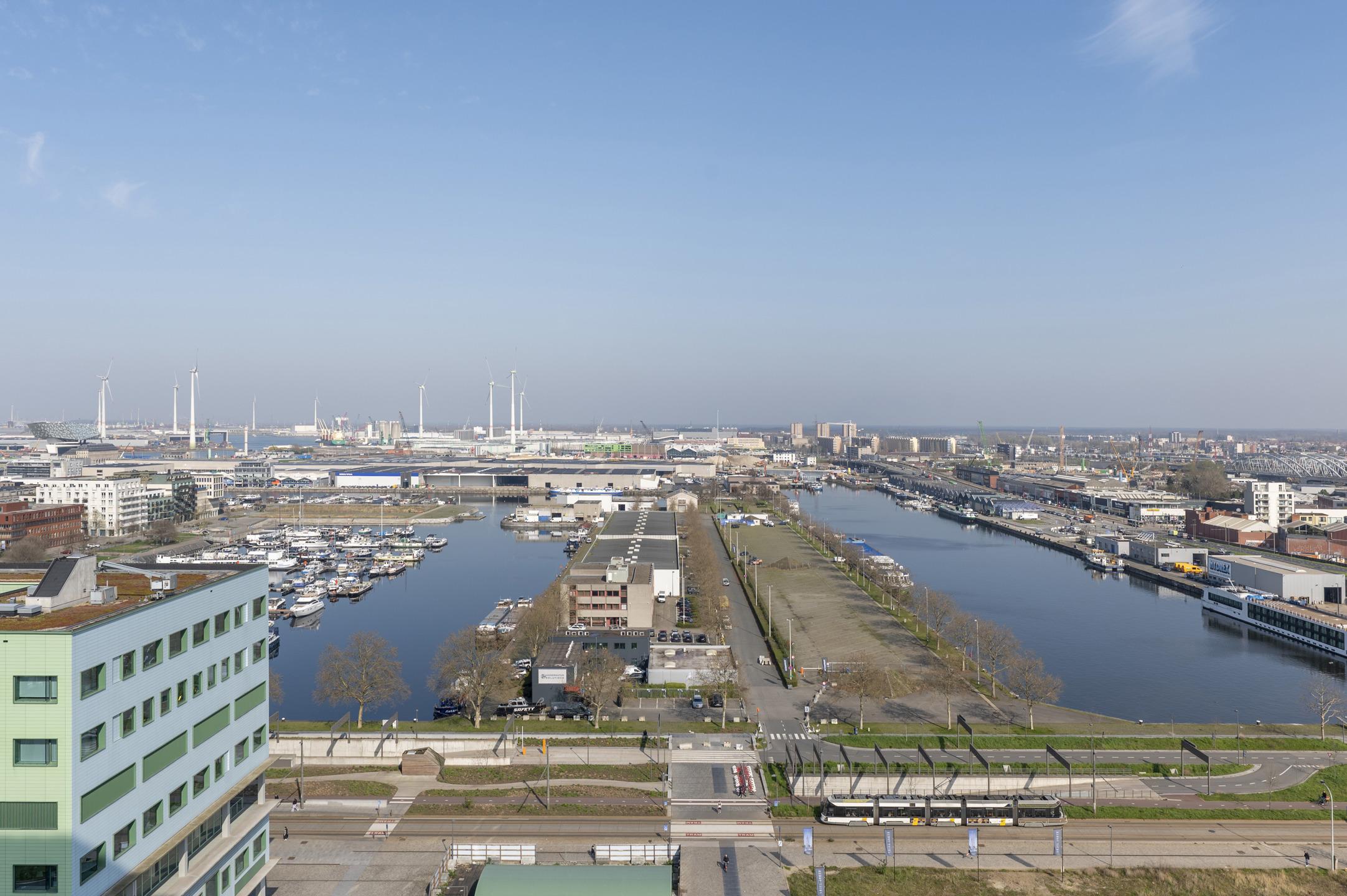 Apartment for sale in Antwerp with 2 bedrooms - photo 4