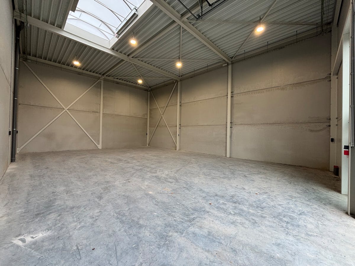 KMO-unit van 150 m² te huur in Heros KMO-park te Hasselt - foto 5