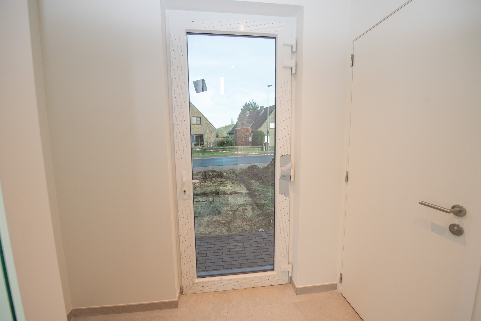 Moderne HOB nieuwbouwwoning met 3 slaapkamers te huur - foto 2