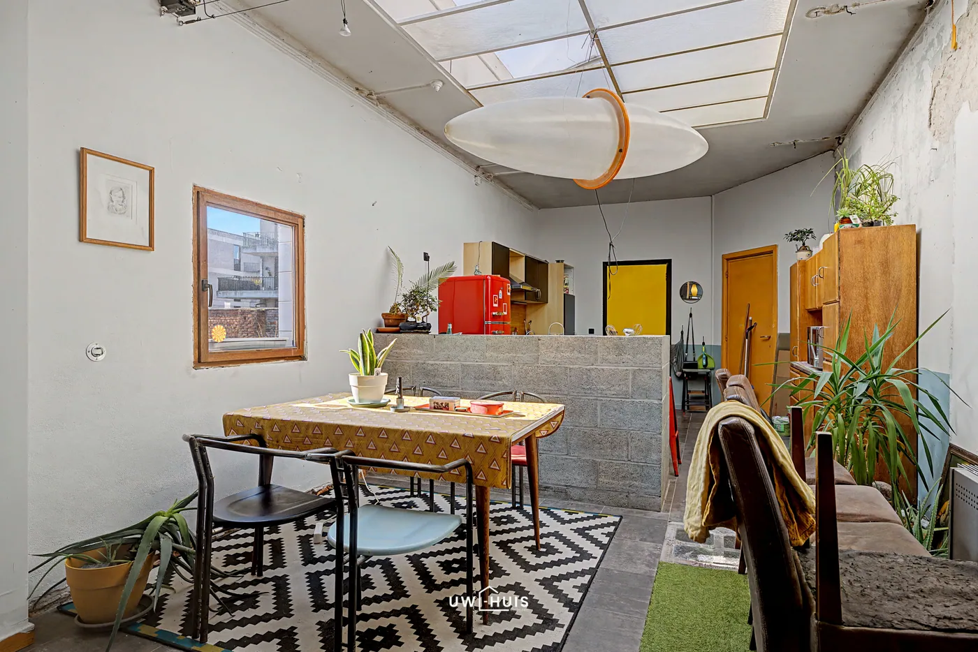 TE RENOVEREN WONING MET MAGAZIJN OP CENTRALE LOCATIE - foto 2