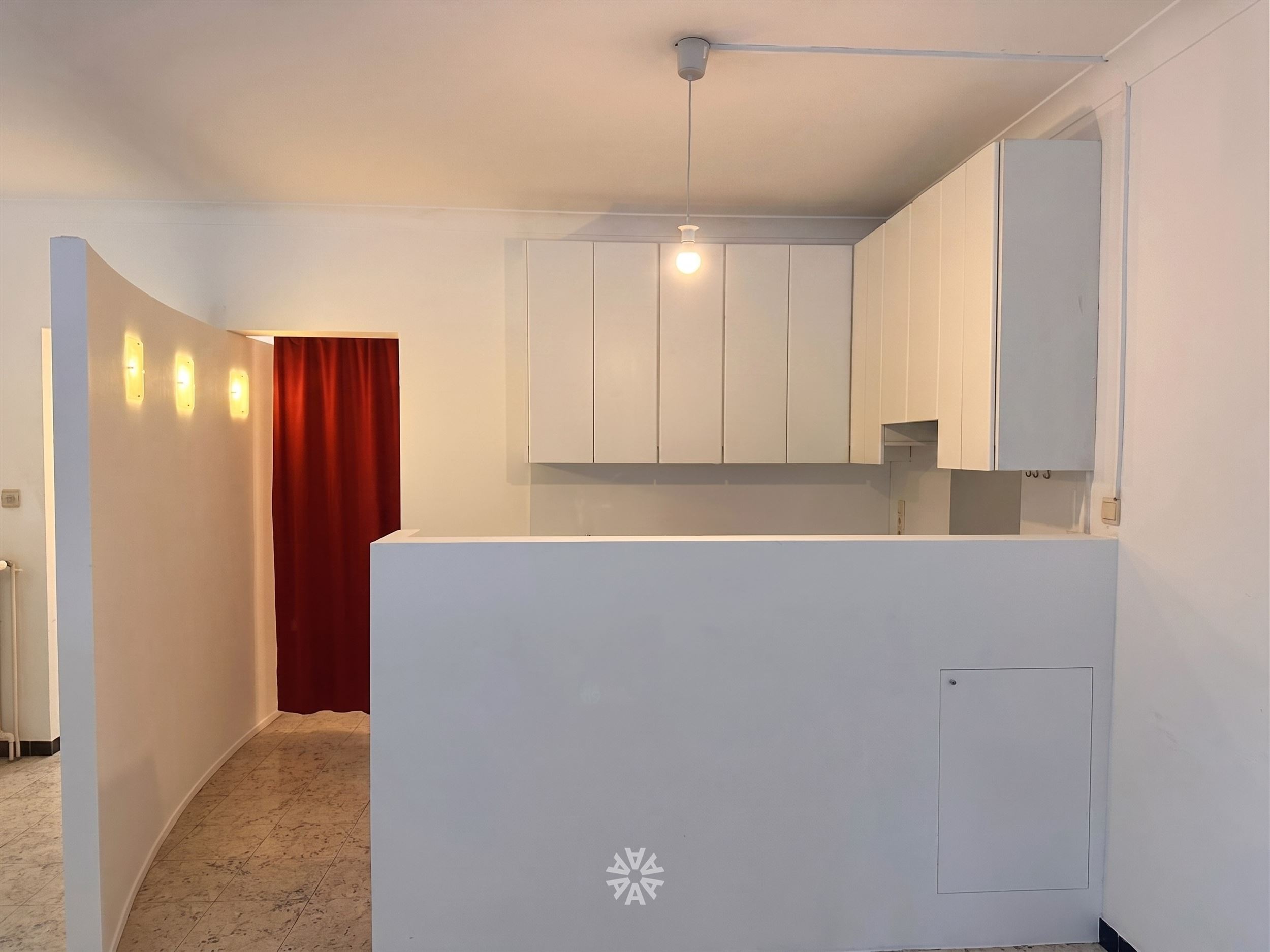 A unique opportunity in a prime location in Gen - photo 3