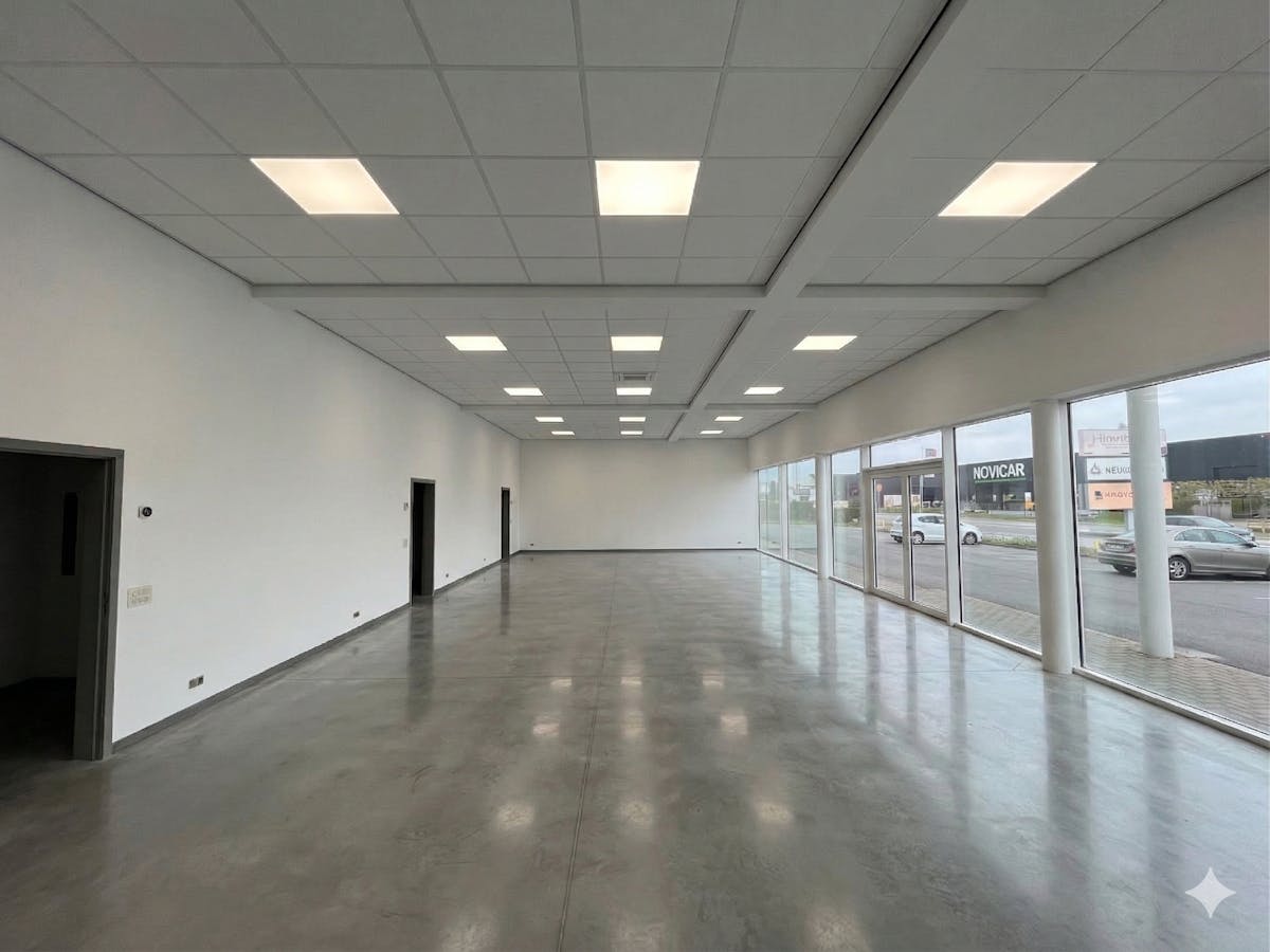 Instapklaar handelspand van ca. 170m² in Hooglede. - foto 3